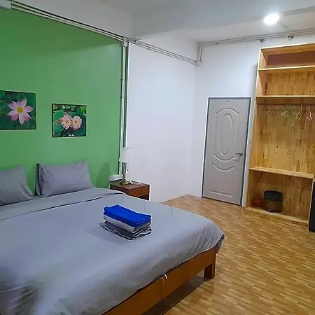 Tom Guesthouse