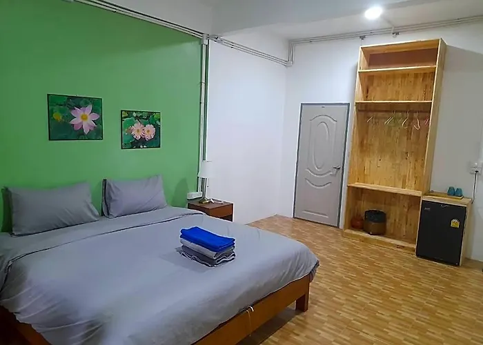 Hostel Tom *